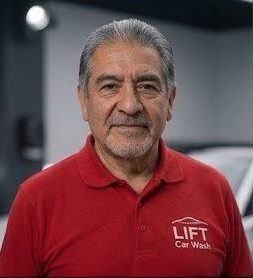 Daniel Brooks, Operations Manager